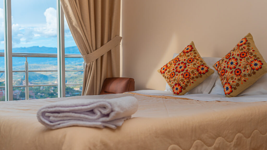 habitación suérior con balcon